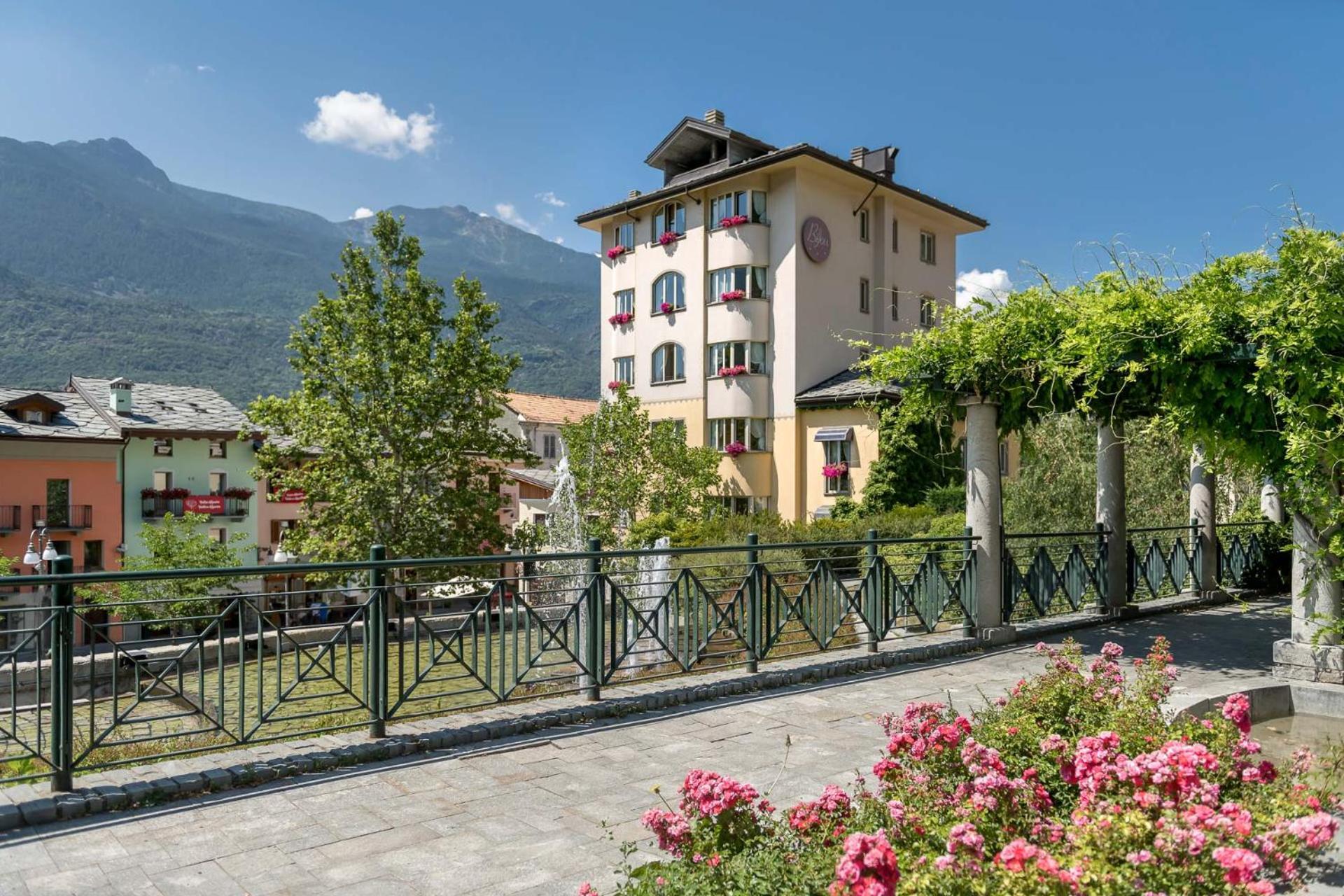 Bijou Hotel Saint-Vincent Exterior photo